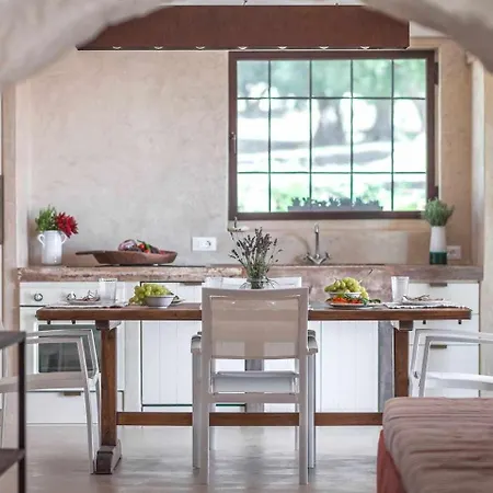 Luxury Trullo Termetrio * ブリンディジ